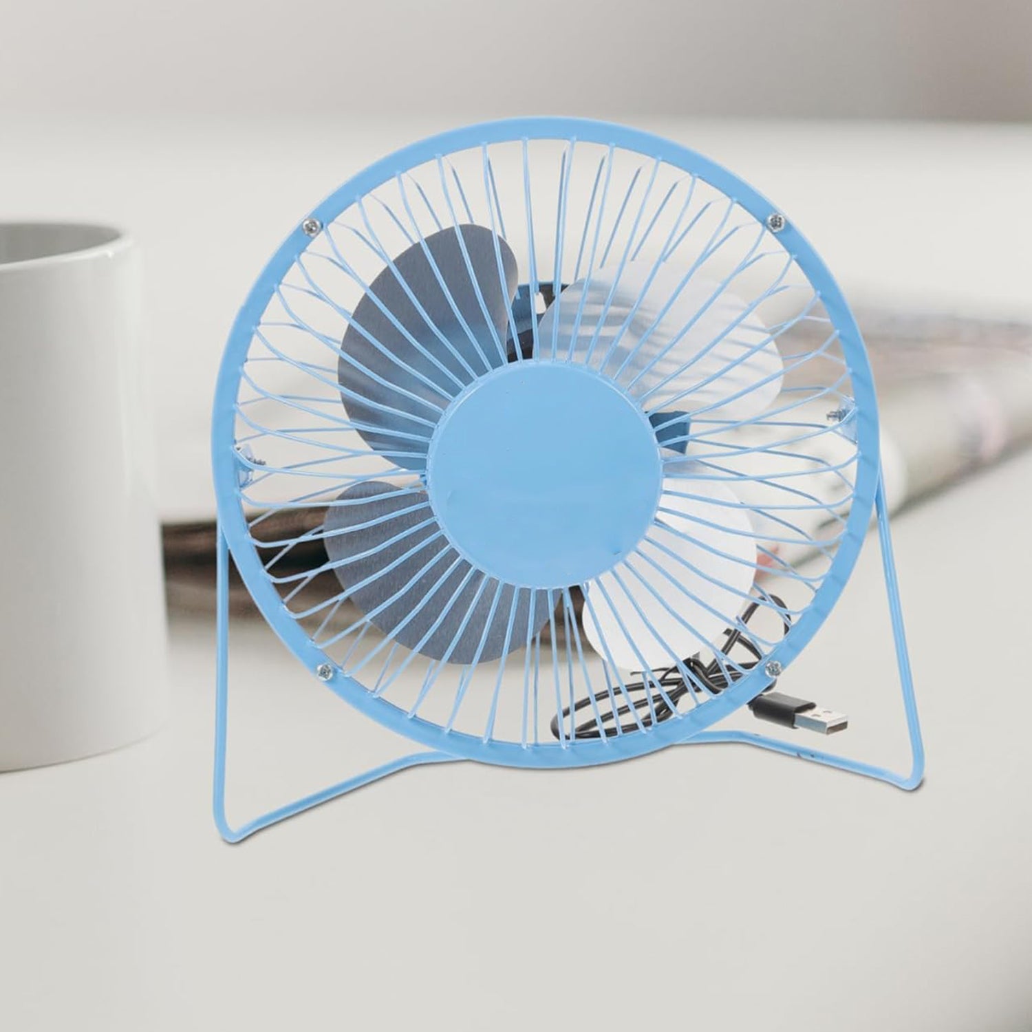 USB Table Desk Personal Metal Electronic Fan, Compatible with Computers, Laptops, Student Dormitory, Suitable For Office, School Use (1 Pc) USB Table Desk Personal Metal Electronic Fan, Compatible with Computers, Laptops, Student Dormitory, Suitable For Office, School Use (1 Pc)